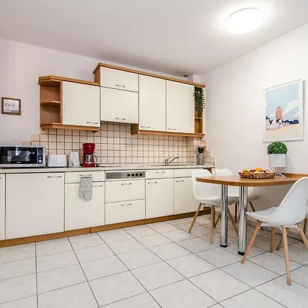 Lägenhet Apartament Rosa W Kolobrzegu Przy Latarni *
